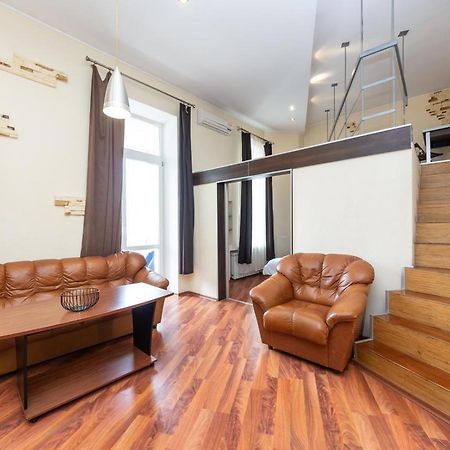 Comfortable Apartment On Mikhaylovskiy Lane Kiev Esterno foto