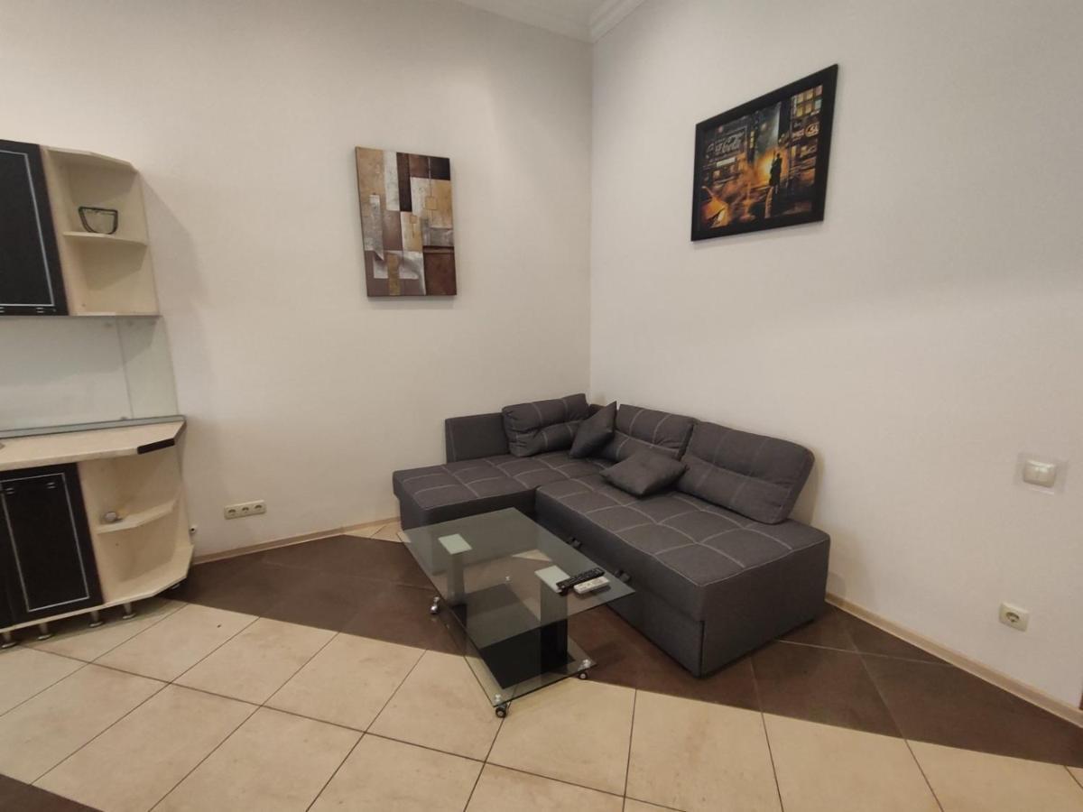Comfortable Apartment On Mikhaylovskiy Lane Kiev Esterno foto