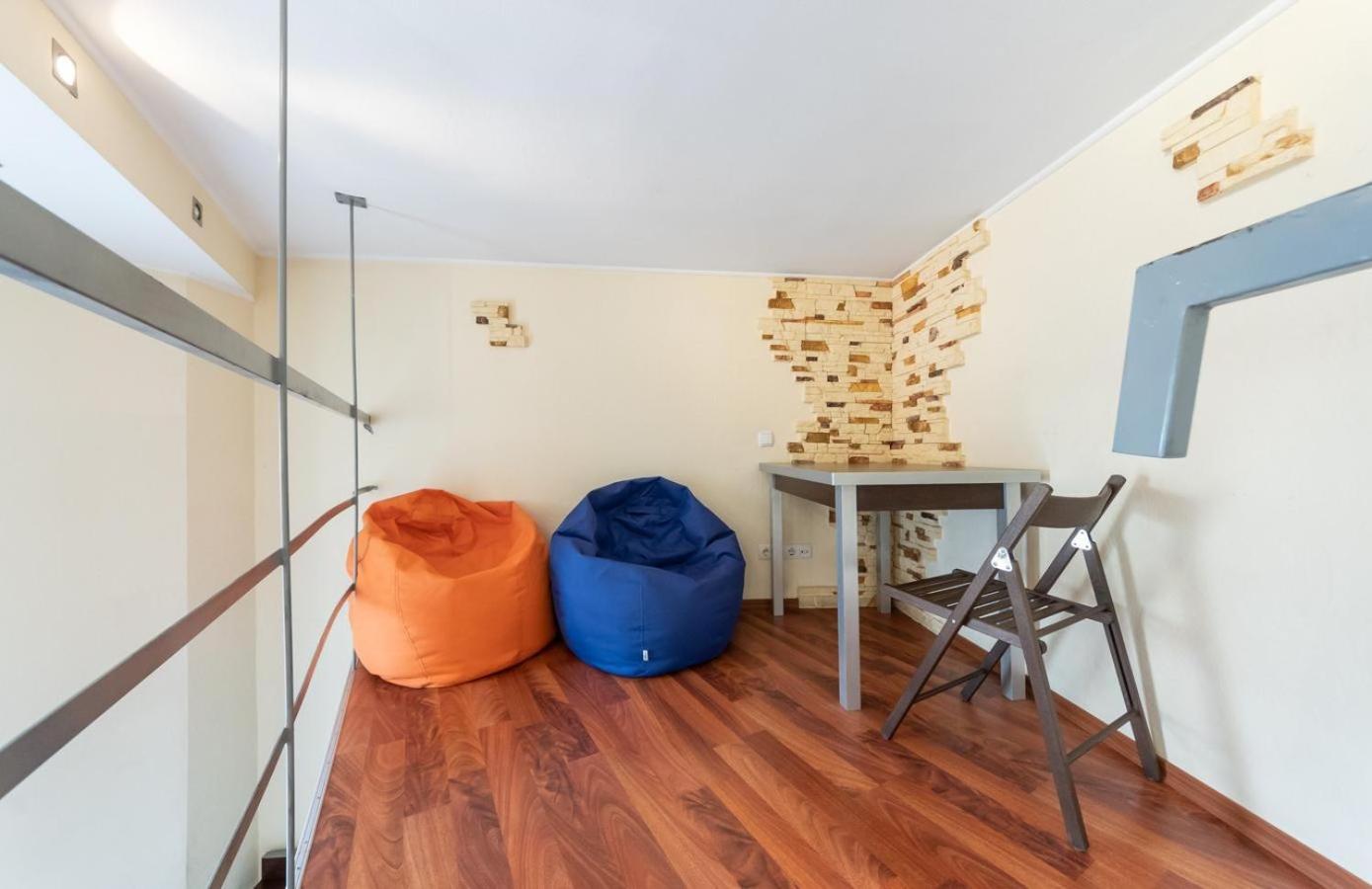 Comfortable Apartment On Mikhaylovskiy Lane Kiev Esterno foto