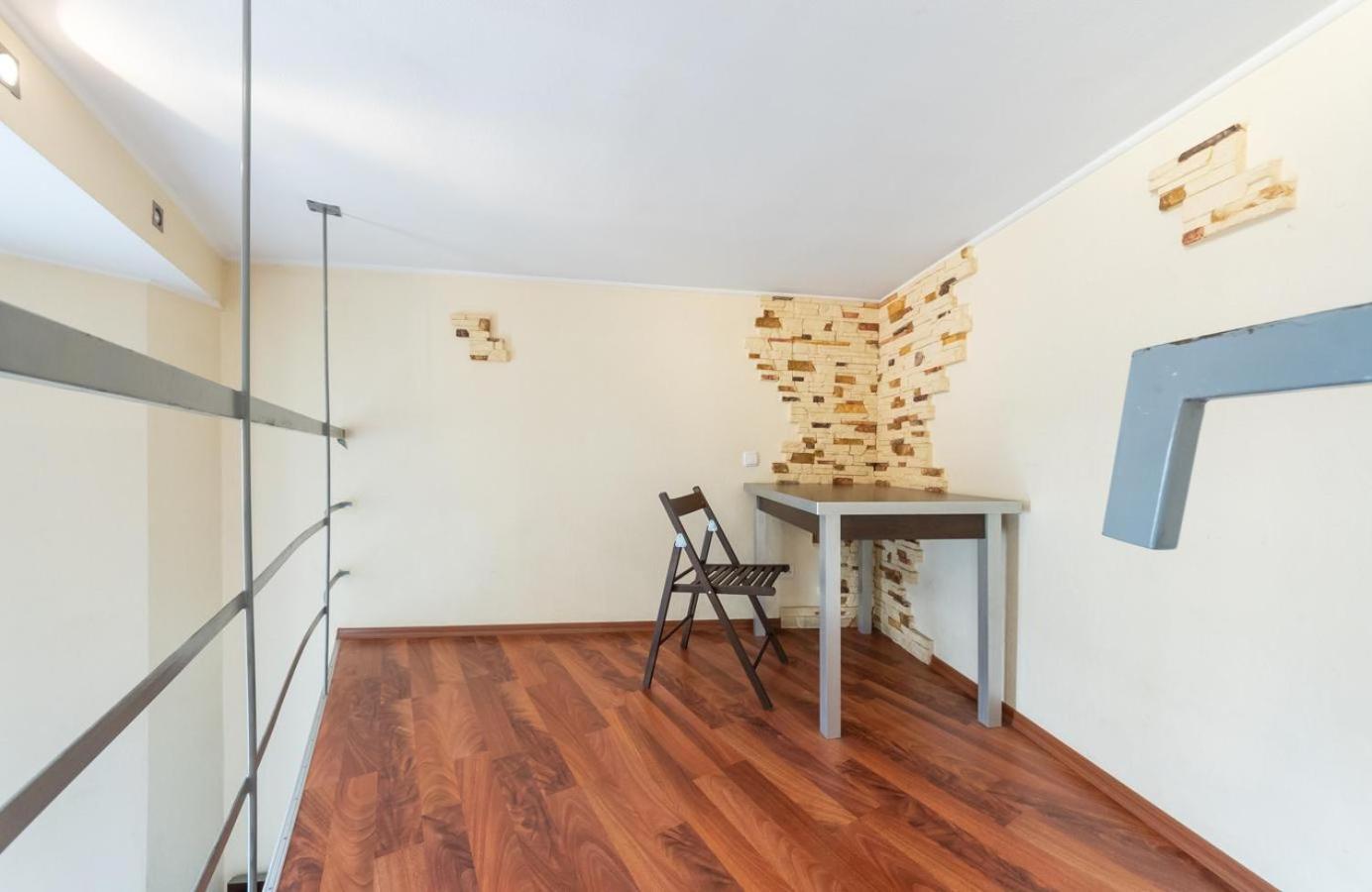 Comfortable Apartment On Mikhaylovskiy Lane Kiev Esterno foto